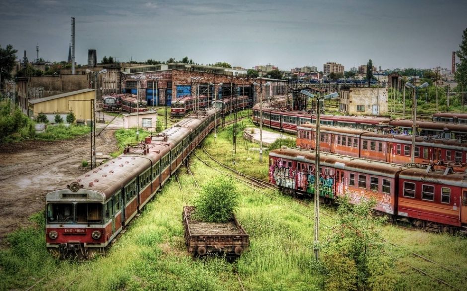 Lugares abandonados: CZESTOCHOWA estación depósito trenes Polonia