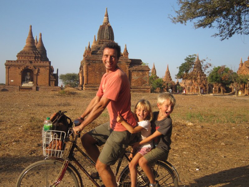 Voltalmon, vuelta al mundo en familia en Birmania