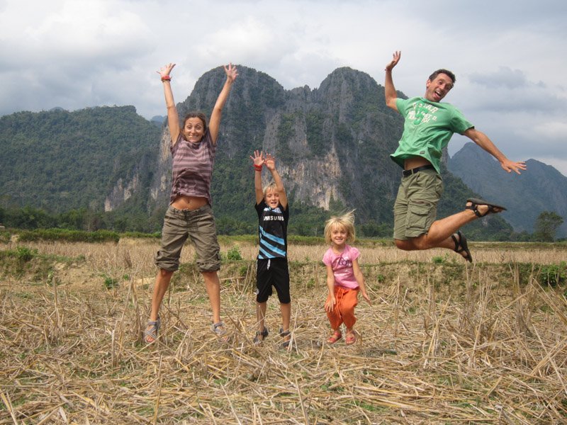Voltalmon, vuelta al mundo en familia por Laos