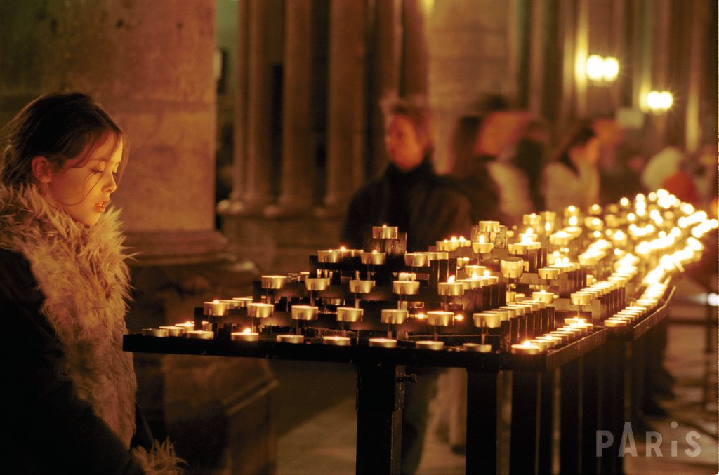 Qué hacer en Navidad y Fin de Año en París como visitar Notre Dame