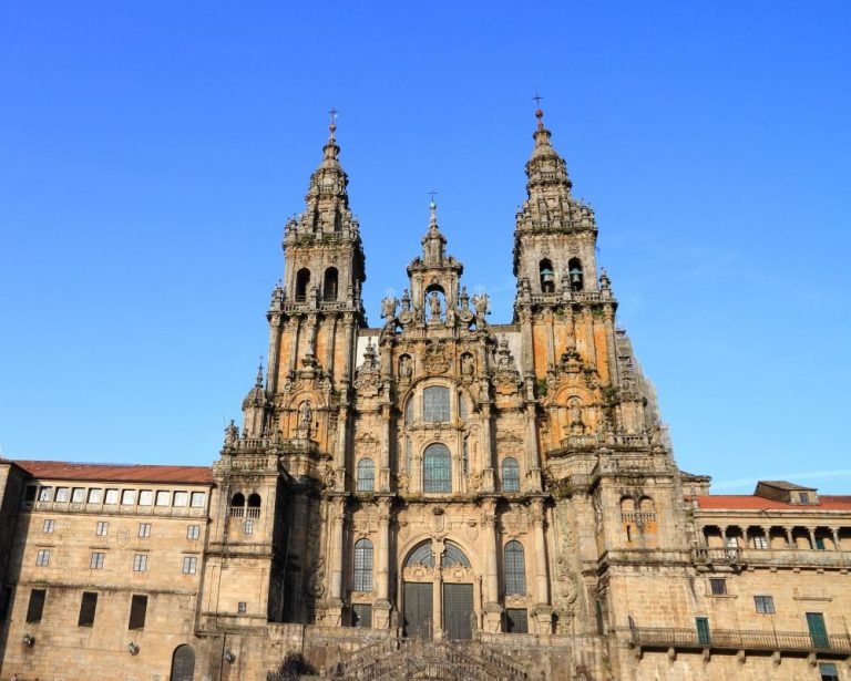 Catedral-Santiago-Peregrinos