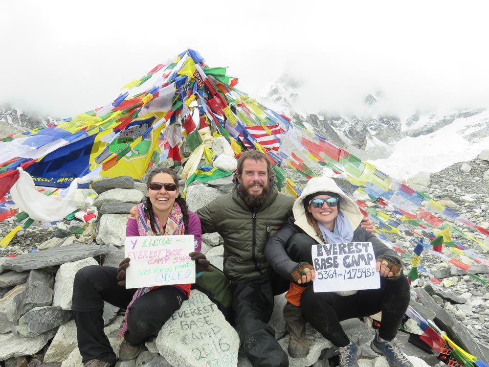 Daniel Satué posando en el Everest Base Camp