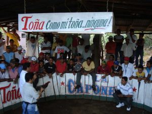 cancha para pelea de gallos en Nicaragua