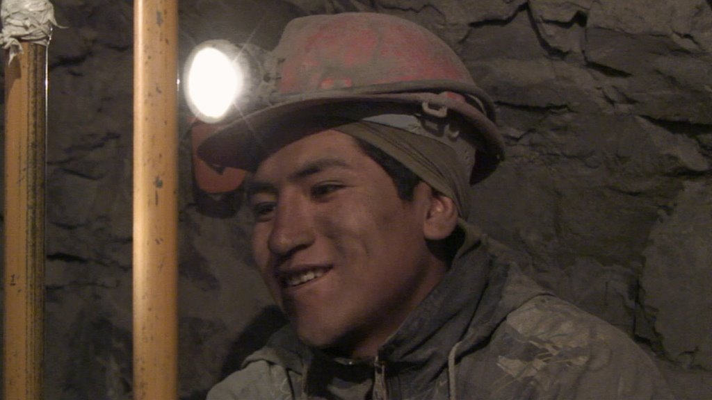 chico minero en la mina de Potosí