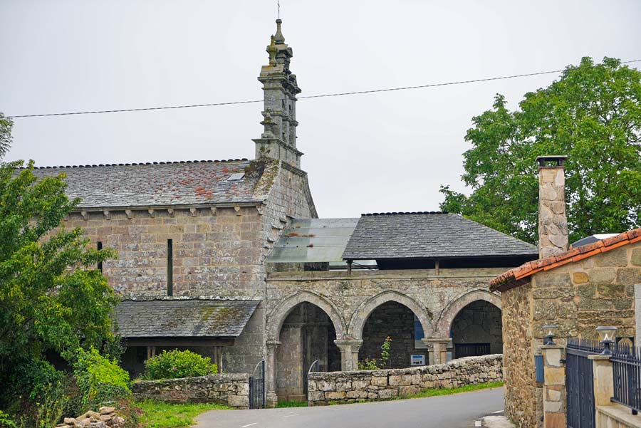 Camino de Santiago Francés: Iglesia monasterio de San Salvador de Vilar de Donas