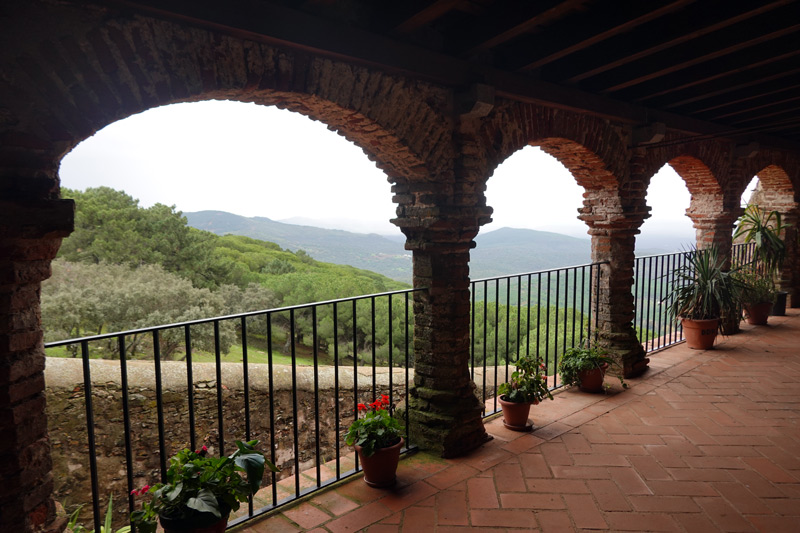 Interior del Monasterio de Tentudía